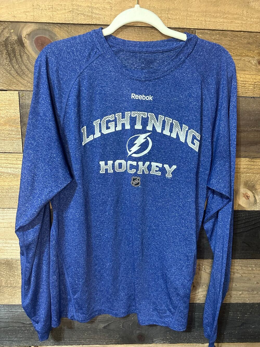 Reebok NHL Men’s Long Sleeve Tampa Bay Lightning Shirt Size XL